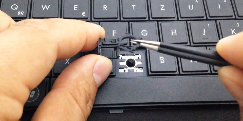 Làm Gì Khi Bàn Phím Laptop Bị Chạm, Kẹt Nút?