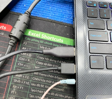 Ngắt Kết Nối Tất Cả Thiết Bị Ngoại Vi Trước Khi Khởi Động