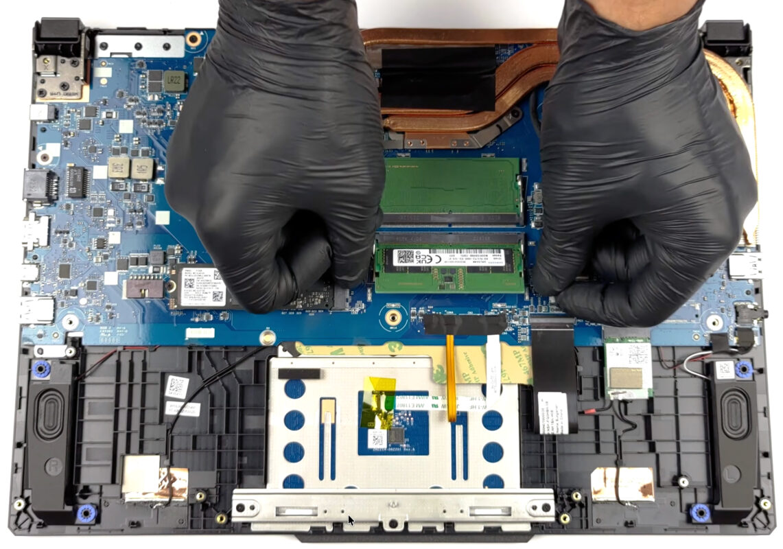 Quá Trình Nâng Cấp RAM Laptop MSI Tại Sửa Máy Tính HCM