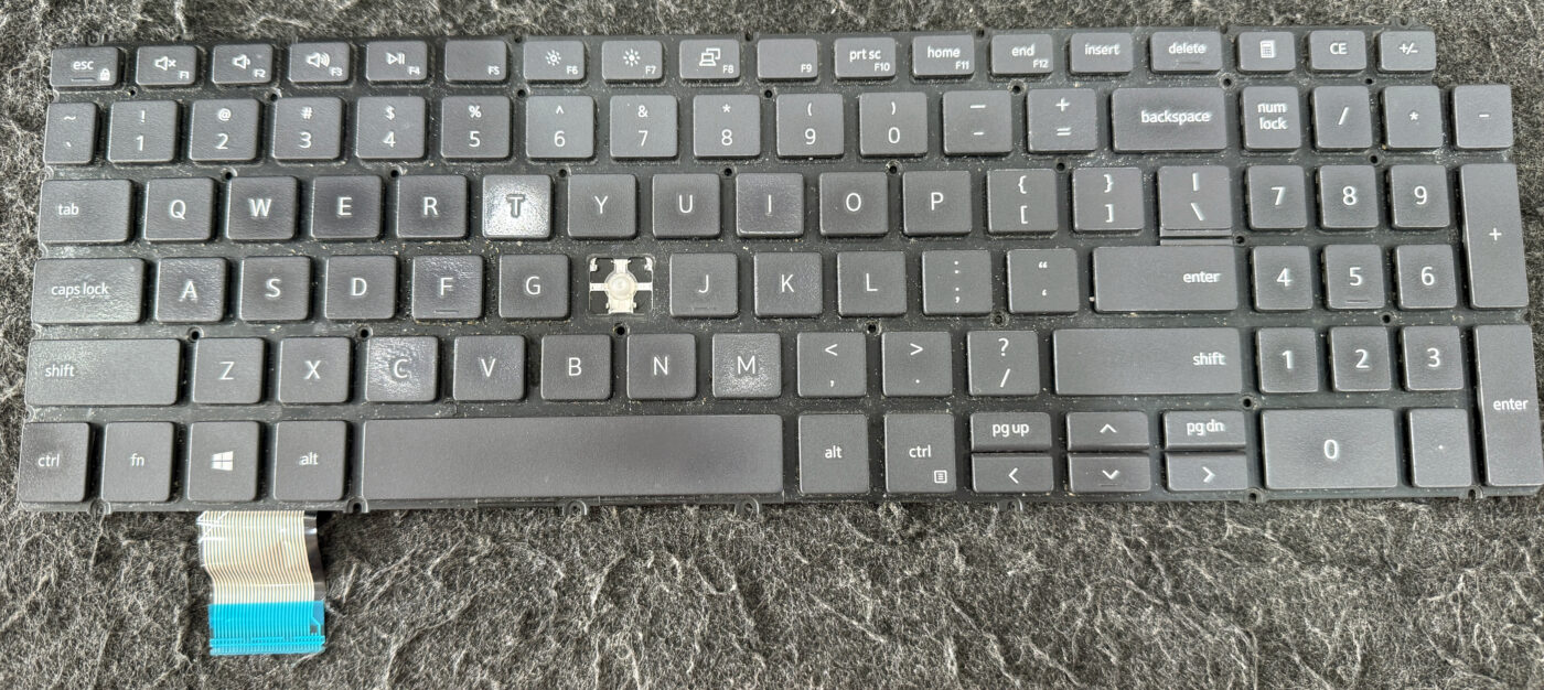Những Dấu Hiệu Bàn Phím Laptop Bị Lỗi 2 Thay Bàn Phím Mới