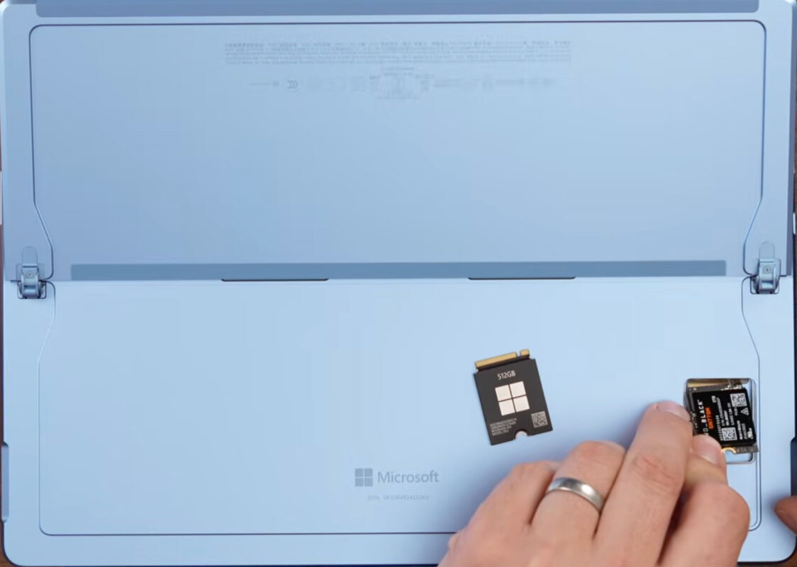 Dịch Vụ Nâng Cấp SSD Laptop Surface Tại HCM 2 Quá Trình Nâng Cấp SSD Cho Laptop Surface Tại Sửa Máy Tính HCM